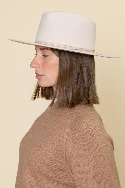 Shea Hat in Putty